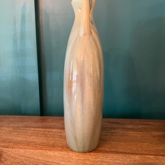 Two-handled Red Clay Vase W/Celadon Glaze - Picture 4 of 6